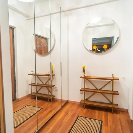 Mall - Elegant Residences Apartment